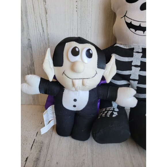 Vintage skeleton Dracula Halloween set home decor plushie prop - Picture 3 of 7